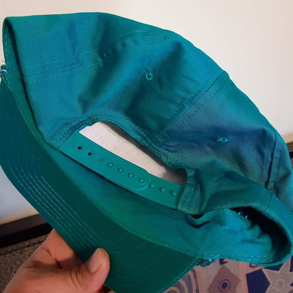 VINTAGE FRENCH QUARTERS SNAPBACK - Picture 3 of 5